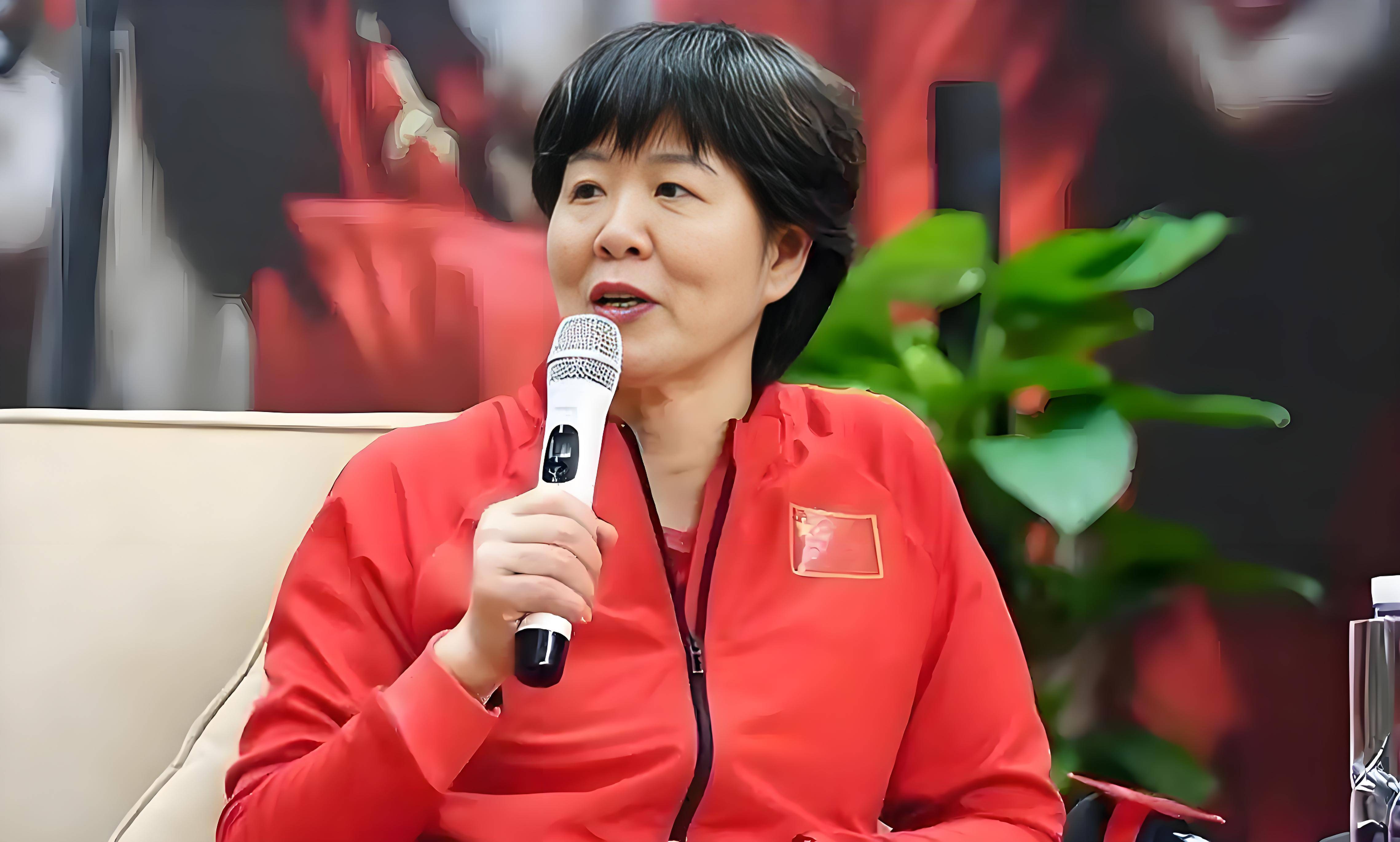 明：中国第一个体育直播谈话节目的诞生央视杨君访谈央视体育中心副主任程志(图5)