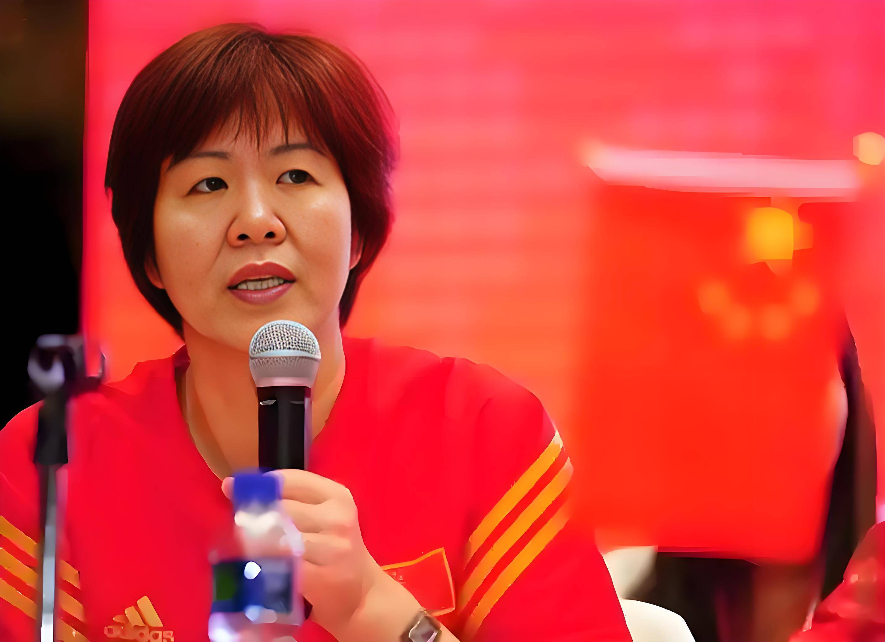 明：中国第一个体育直播谈话节目的诞生央视杨君访谈央视体育中心副主任程志(图34)